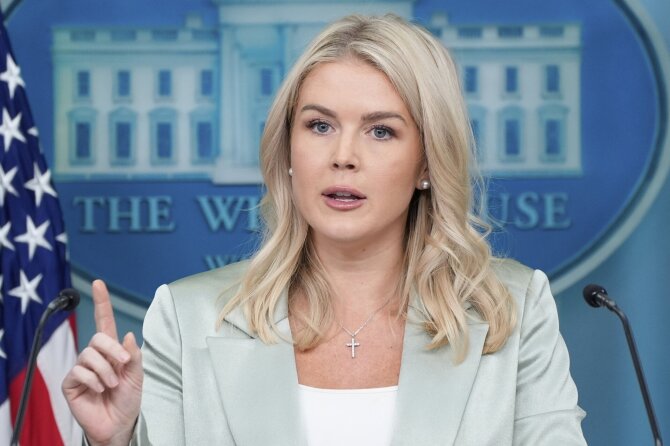 Karoline Leavitt / / AP