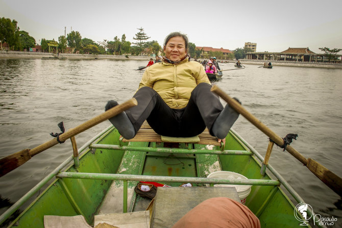 „Pasaulio piemuo“ nuotr./Tradicinės plokščiadugnės valtys Vietnamo šiaurėje vadinamos sampanais.