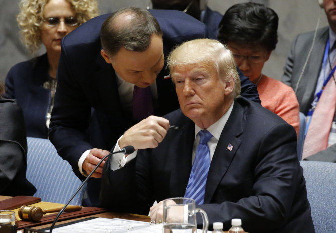 „Reuters“/„Scanpix“ nuotr./Andrzejus Duda ir Donaldas Trumpas