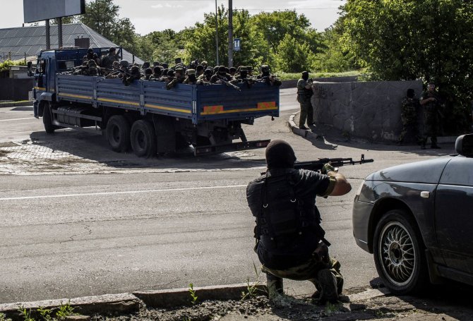 AFP/„Scanpix“ nuotr./Prorusiški teroristai Donecke