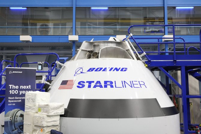 NASA nuotr./„Boeing Starliner“ kapsulės sėkmingas nusileidimas po nesėkmingos misijos