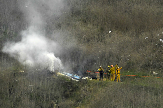 „Reuters“/„Scanpix“ nuotr./Vieta, kur sudužo Kobe Bryantą skraidinęs sraigtasparnis