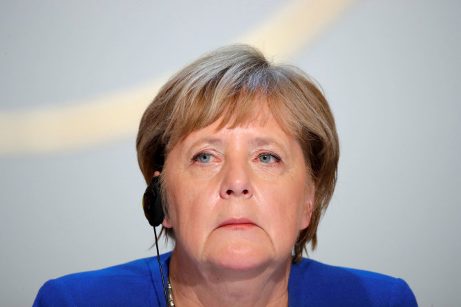 „Reuters“/„Scanpix“ nuotr./A.Merkel Paryžiuje
