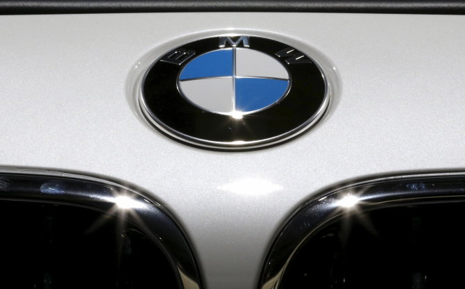 „Reuters“/„Scanpix“ nuotr./BMW logotipas