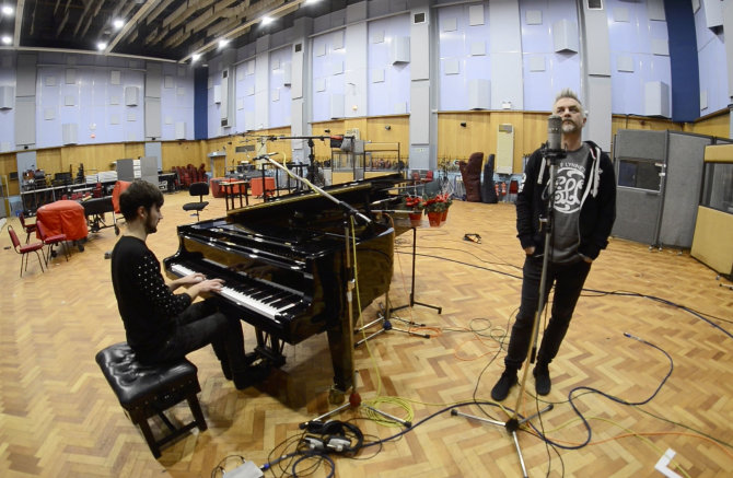Asmeninio albumo nuotr./Andrius Mamontovas garsiausioje pasaulyje įrašų studijoje „Abbey Road“