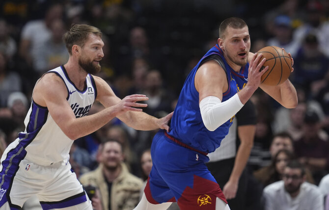 „Scanpix“ nuotr./Domantas Sabonis ir Nikola Jokičius