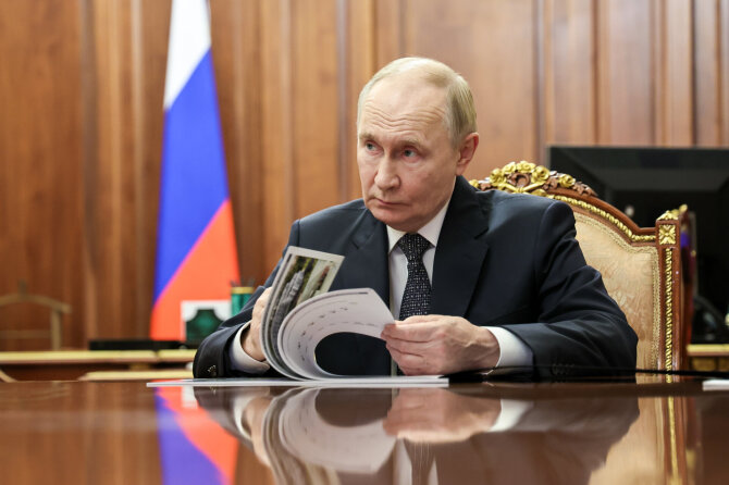Vladimiras Putinas / Mikhail Metzel / ZUMAPRESS.com