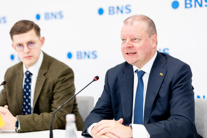 Lukas Balandis / BNS nuotr./Arnoldas Pikžirnis, Saulius Skvernelis