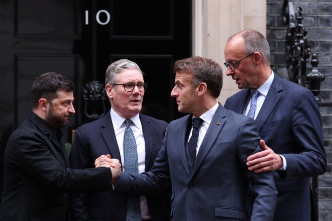 AFP/ „Scanpix“/Volodymyras Zelenskis, Keiras Starmeris, Friedrichas Merzas, Emmanuelis Macronas