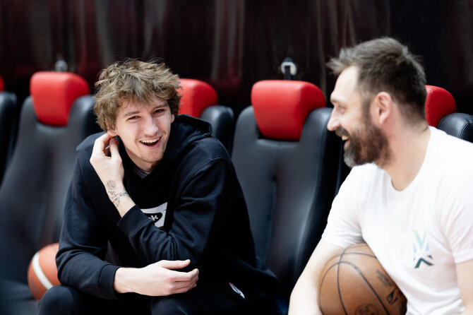 Lukas Balandis / BNS nuotr./Matas Buzelis ir Dmitrijus Piršinas