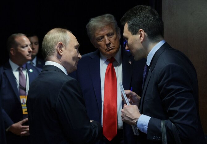 AFP/ „Scanpix“/Donaldas Trumpas, Vladimiras Putinas