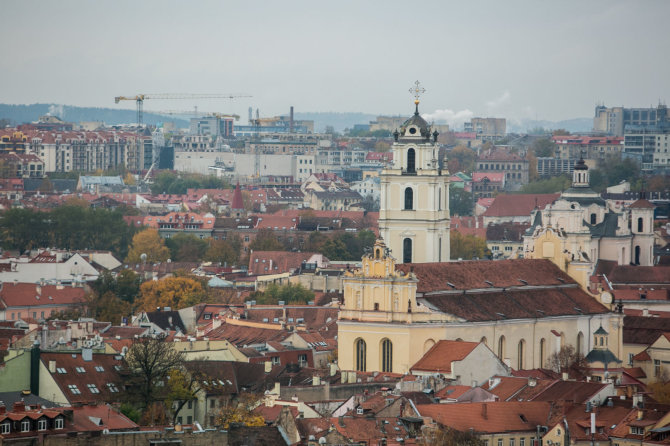 Juliaus Kalinsko / 15min nuotr./Vilniaus panorama nuo Trijų kryžių kalno