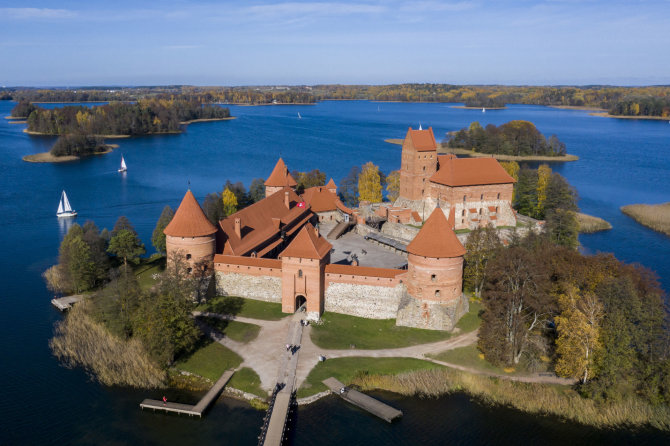 Luko Balandžio / 15min nuotr./Trakų pilis iš paukščio skrydžio