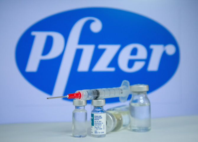 ZUMAPRESS / Scanpix nuotr./„Pfizer“ vakcina nuo koronaviruso