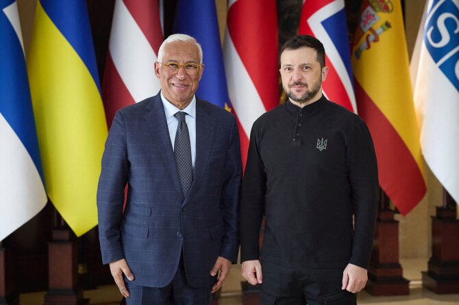 Antonio Costa ir Volodymyras Zelenskis / AFP