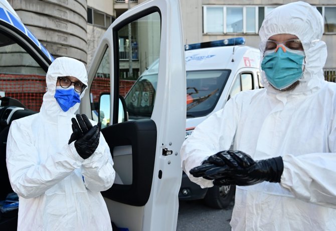 AFP/„Scanpix“ nuotr./Lombardijoje vėl kemšasi ligoninės – koronavirusas sugrįžo
