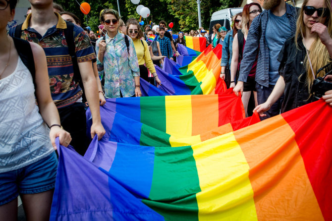 Vidmanto Balkūno / 15min nuotr./ Baltic Pride 2016 eitynės „Už lygybę!” 