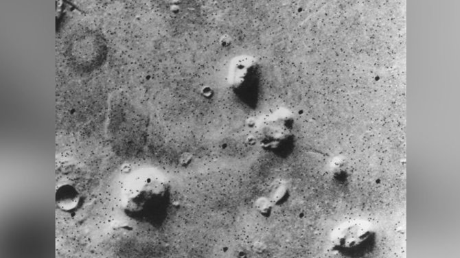 NASA/ m. Marse užfiksuota oliena, primenanti žmogaus veidą