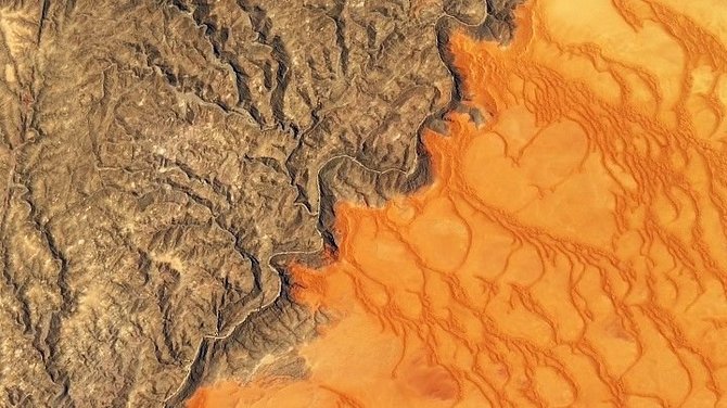 Joshua Stevens/NASA Žemės Observatorija/Namibijos smėlio jūra