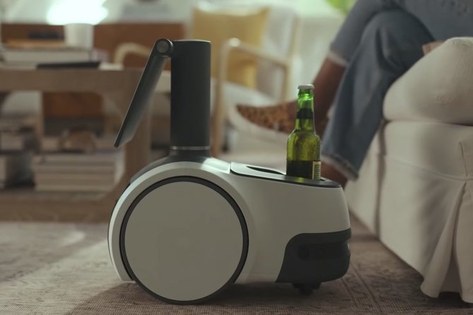 Amazon/Namų robotas „Astro“