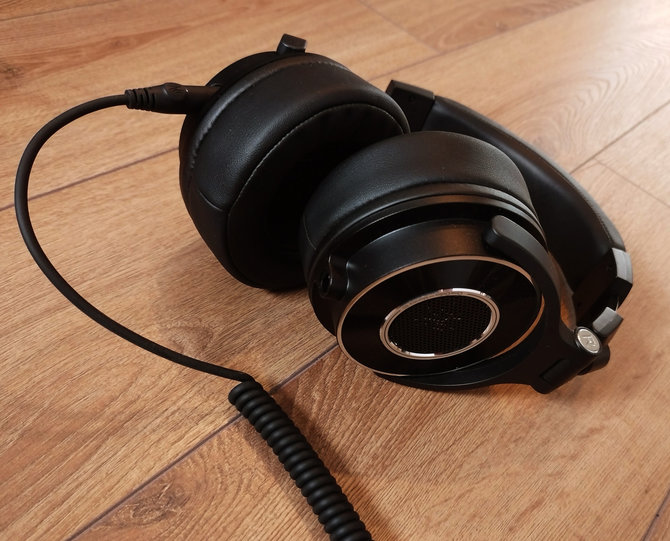 N.Davalgos nuotr./„OneOdio Monitor 60“ bando pasiūlyti kokybišką garsą pigiau.