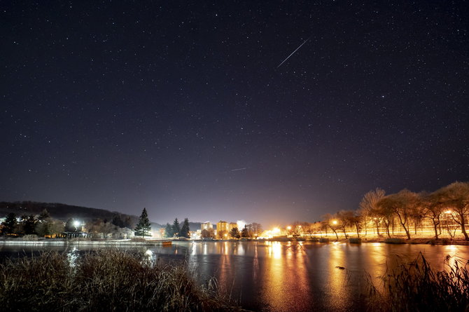 „Scanpix“/AP nuotr./Geminidų meteorų lietus Vengrijoje