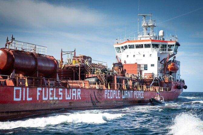 Tanklaivis „Zircone“, nuotr. Greenpeace / Will Rose