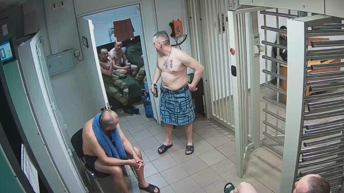 Kadras iš filmo Specialioji operacija