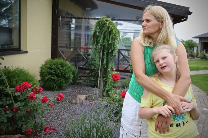 Vaidos Blažytės nuotr./Jolita Skeirienė su dukra Elze