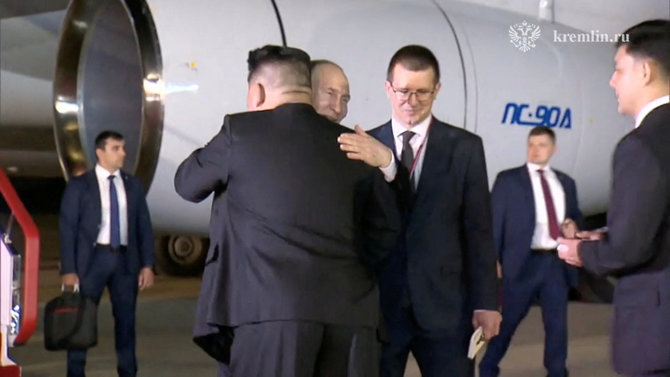 Scanpix nuotr./V.Putinas atvyko į Šiaurės Korėją