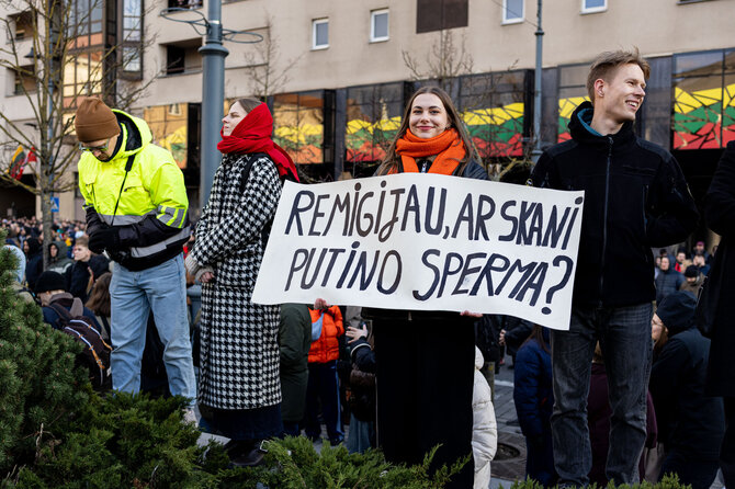 Pauliaus Peleckio / BNS nuotr./Protestas ,,Šalin rankas nuo laisvo žodžio“