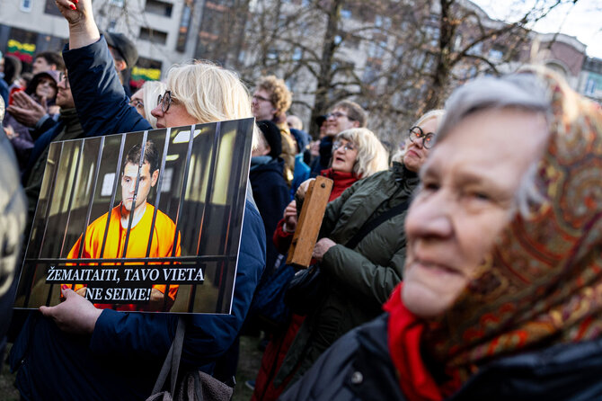 Pauliaus Peleckio / BNS nuotr./Protestas ,,Šalin rankas nuo laisvo žodžio“