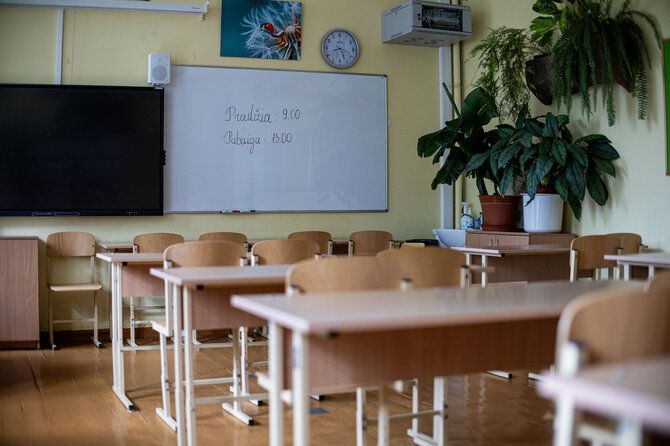 Pauliaus Peleckio / BNS nuotr./Abiturientai laiko valstybinį matematikos egzaminą