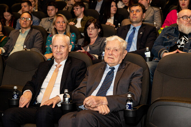 Pauliaus Peleckio / BNS nuotr./Filmo „Pokalbininkė ir Profesorius“ premjeros svečiai