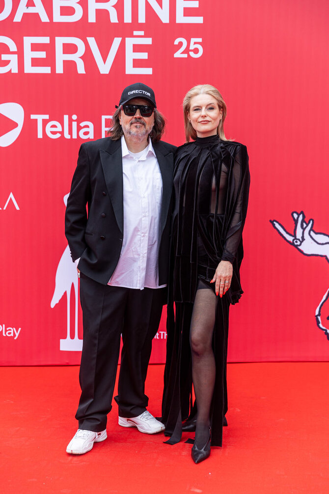 Greta Skaraitienė / BNS nuotr./Oskaras Koršunovas, Eglė Karpavičiūtė