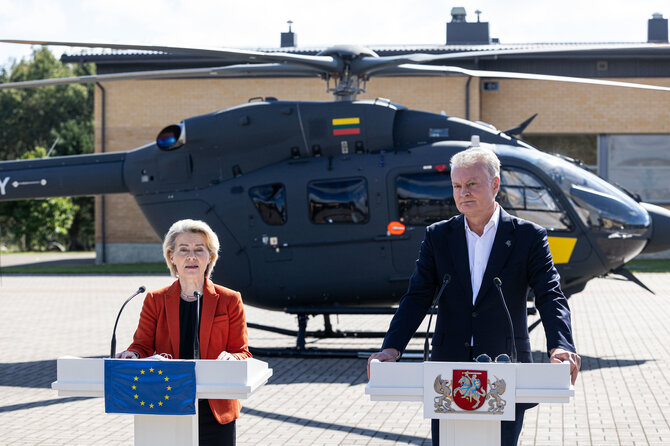 Pauliaus Peleckio / BNS nuotr./Ursula von der Leyen, Gitanas Nausėda