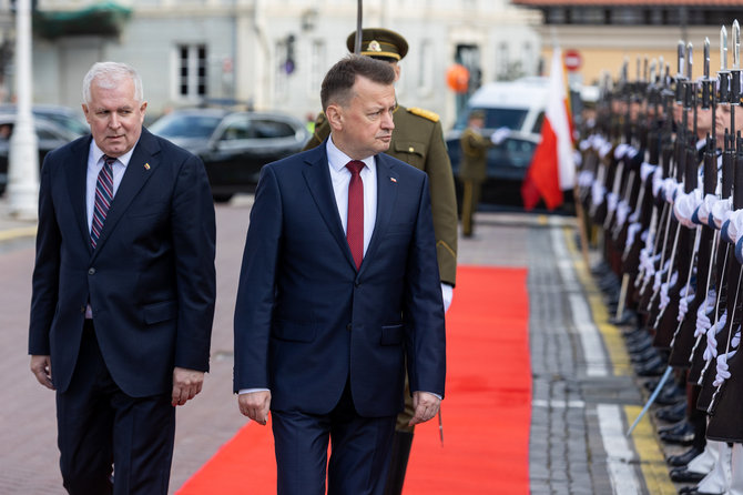 Pauliaus Peleckio / 15min nuotr./Lenkijos krašto apsaugos ministro Mariuszo Blaszczako pasitikimo ceremonija 