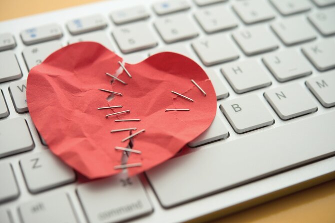 Shutterstock nuotrauka/Romantiniai sukčiai