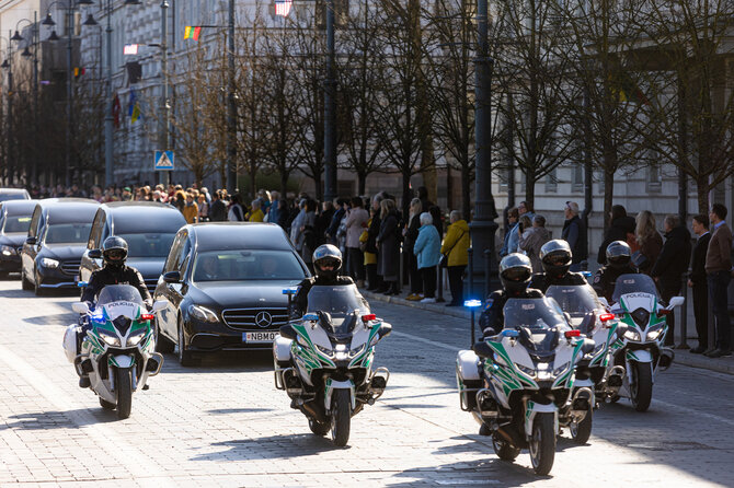 Greta Skaraitienė/BNS/Pratybose žuvusių Jungtinių Amerikos Valstijų karių pagerbimo ir išlydėjimo ceremonija Vilniuje