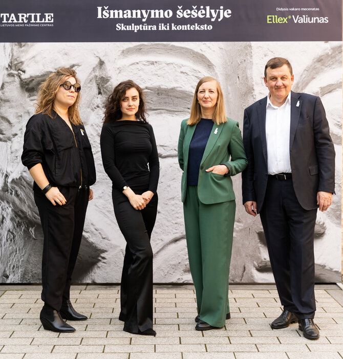 Gretos Skaraitienės / BNS nuotr./Lietuvos meno pažinimo centre „Tartle“ atidaryta nauja paroda „Išmanymo šešėlyje. Skulptūra iki konteksto“