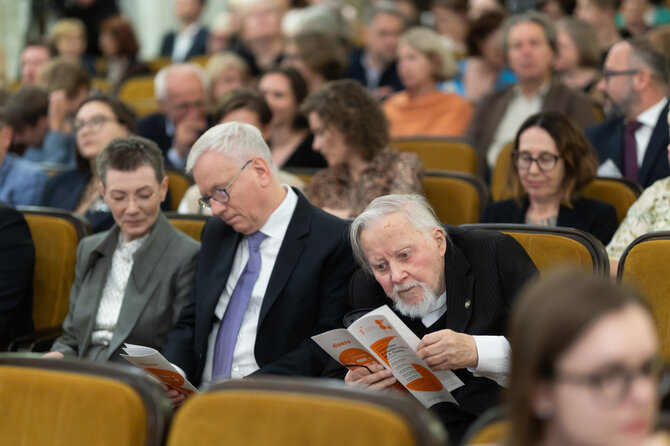 Gretos Skaraitienės / BNS nuotr./Koncertas „Pasaulio fortepijono žvaigždės sveikina M. K. Čiurlionį“ filharmonijoje