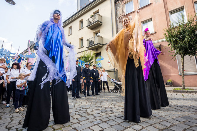 Skirmanto Lisausko /15min nuotr./Jūros šventės eisena Klaipėdoje