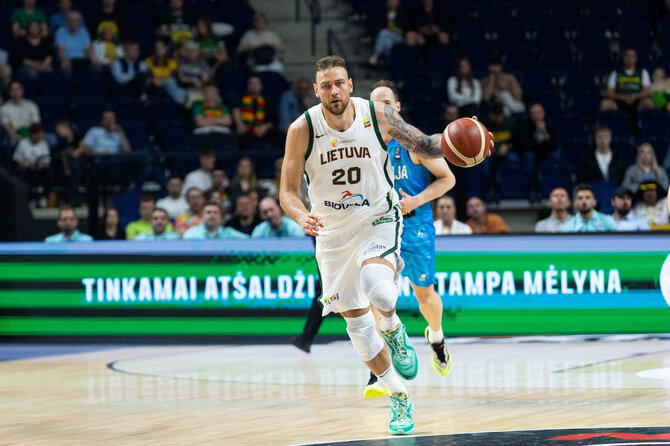 Skirmanto Lisausko / BNS nuotr./Donatas Motiejūnas