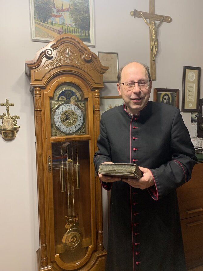 Rasos Liškauskaitės nuotr. / Varnių parapijos klebonas kanauninkas Andriejus Sabaliauskas