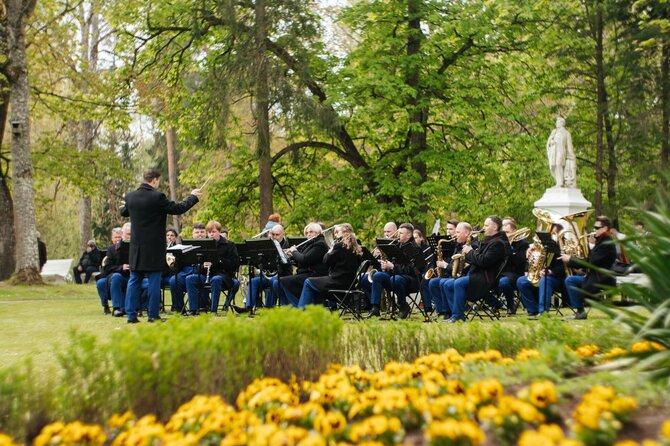 Elvino Skabeikio nuotr. / Burbiškio dvaro festivalis „Tulpių žydėjimo šventė“