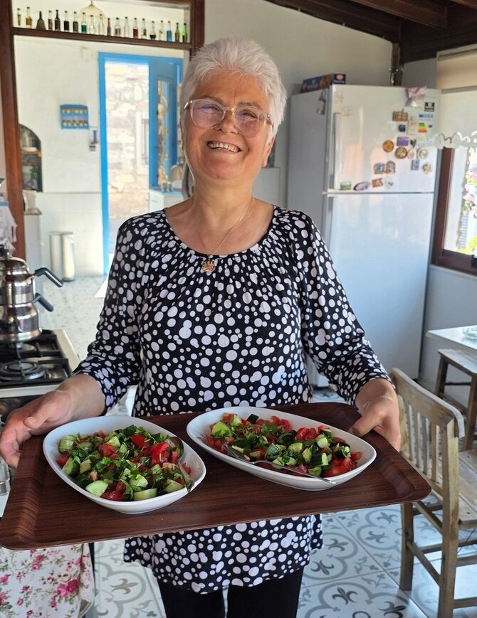 Kristinos Stalnionytės nuotr. / „Otantik“ restoranėlio šeimininkė Dilek Hanim, Germiyan kaimas 