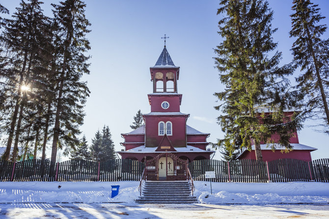 Vilniaus rajono turizmo informacijos centro nuotr. / Medininkų bažnyčia 