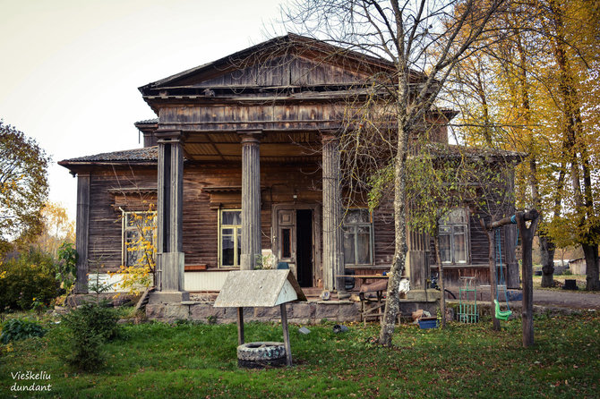 „Vieškeliu dundant“ nuotr. / Šriubiškių dvaras (Vilniaus r.)