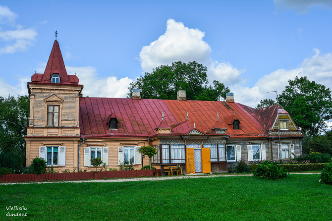 „Vieškeliu dundant“ nuotr. / Gražionių dvaras (Radviliškio r.)