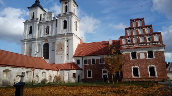 Tytuvėnų ir Dubysos regioninių parkų nuotr. / Tytuvėnų bažnyčios ir vienuolyno ansamblis